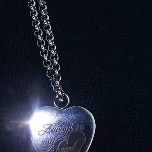 Meet your Posher, Brenda